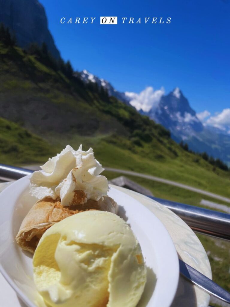 Grindelwald family vacations Öpfelchüechli (apple fritters)