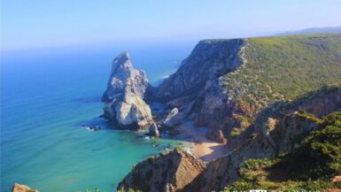 How to get to Praia da Ursa from Cabo da Roca