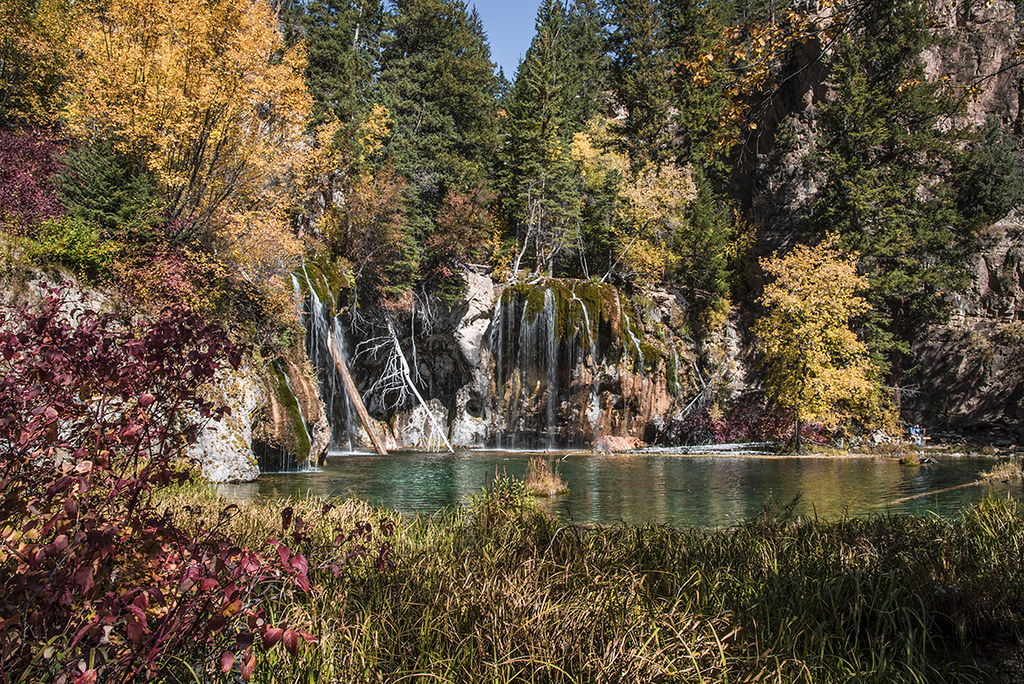 Hanging Lake in Fall, photo credit Brendan Bombaci on Flickr