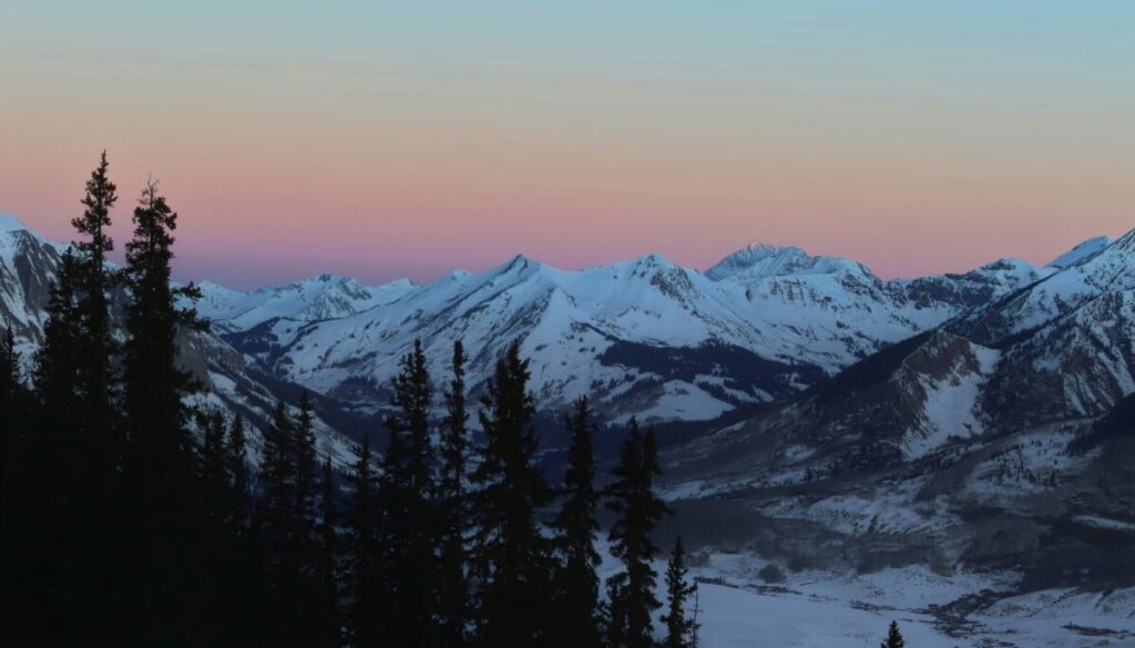 Crested Butte in winter, photo credit Live Kaiah on Unsplash