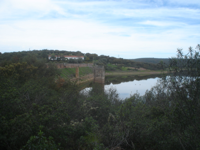 Embalse Cornalvo Merida Extremadura, photo credit Angel Luis Gallego on Flickr