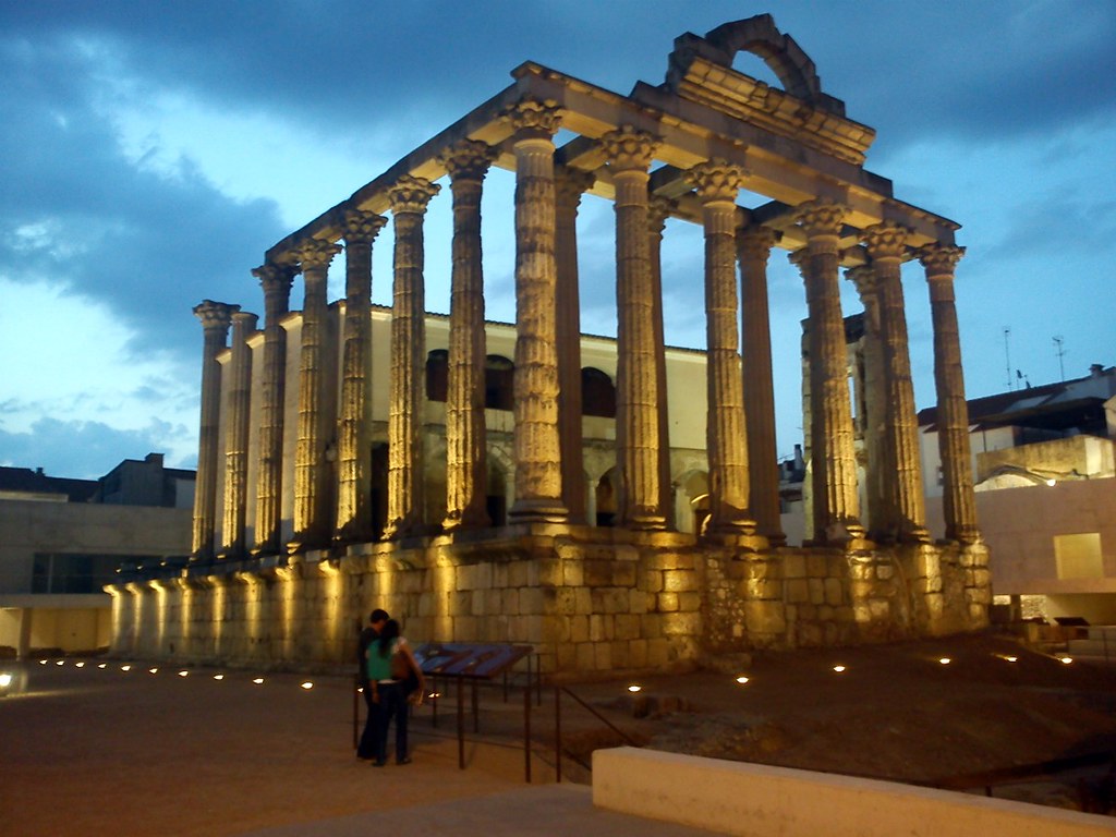 El Templo de Diana, Mérida, photo credit Esteban Viso on Flickr