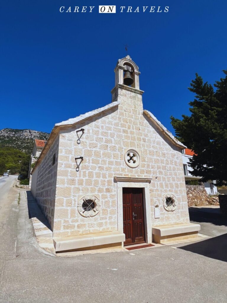 Crkva sv. Josip (Chapel of St. Joseph) on the road to Vidova Gora on Bol