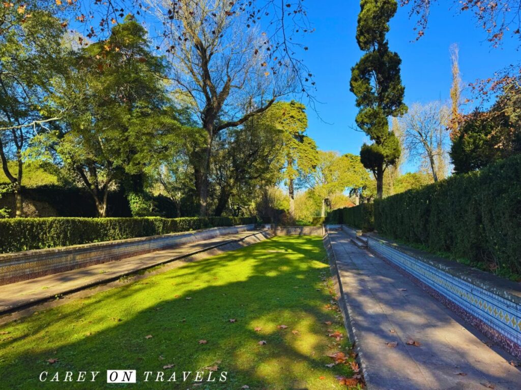 Queluz Jogo da Pela (game court)