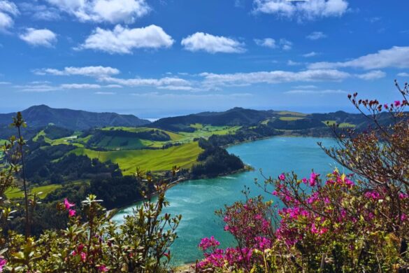 Miradouro Pico Do Ferro over Lagoa das Furnas