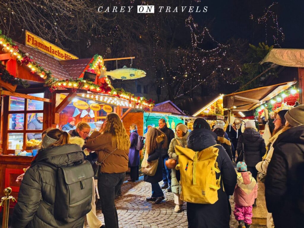 Crowded Evening at the Haidhausen Weihnachtsmarkt