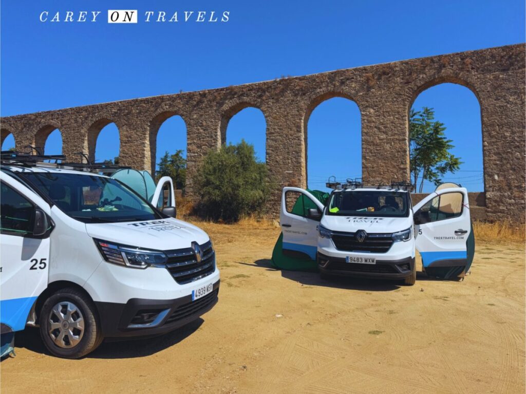 Évora Pit Stop under the Aqueduct
