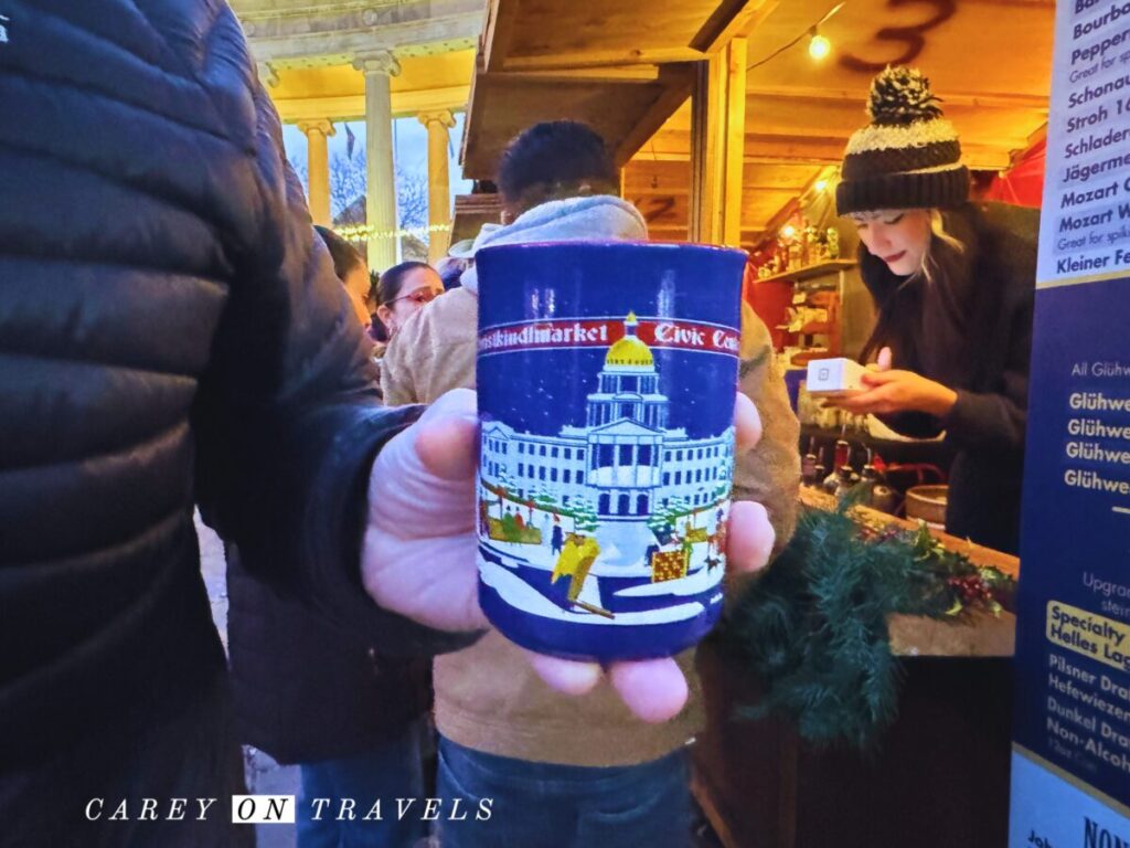 Denver Christkindlmarkt Glühwein