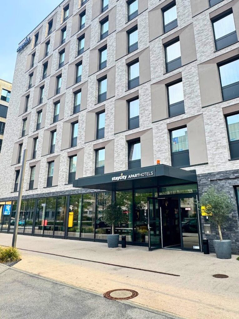 StayCity Aparthotels Frankfurt Airport Studio