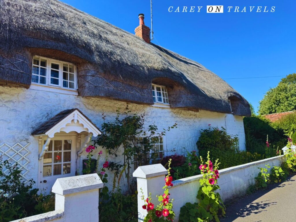 Avebury Thatched House