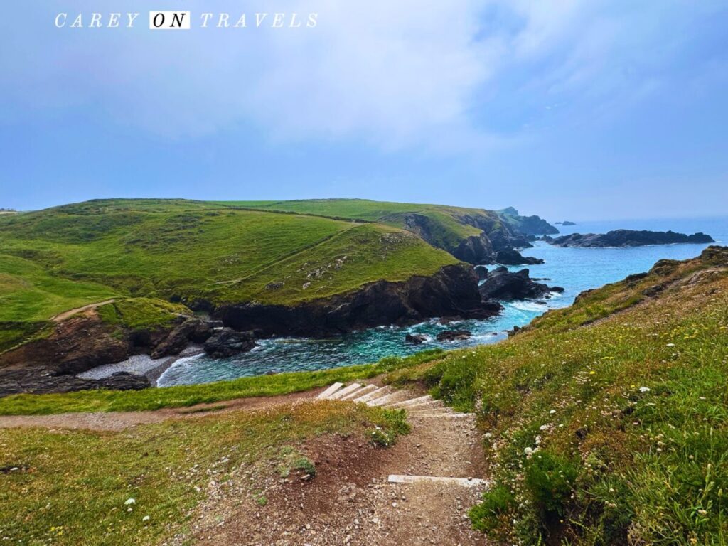 Walking the Lizard Peninsula